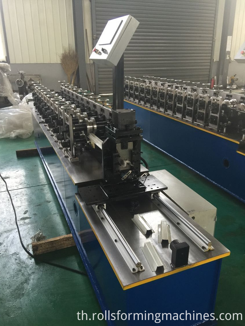 ตู้เย็นแบบโอเมก้าคูลลิ่ง Omega Channel Cold Rollforming Machine